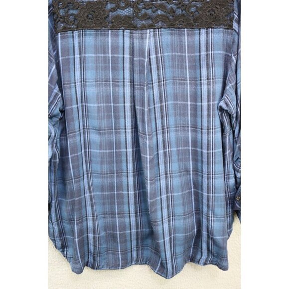 Lane Bryant Long Roll Tabbed Sleeve Button Up Plaid Top-Lace-Size 18/20 - Picture 12 of 13